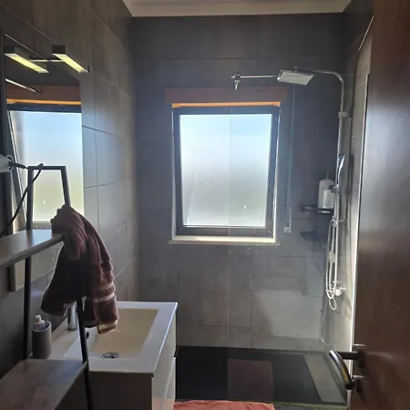 House Bymm Quarto Privado Em Coimbra Rum i privatbostad Coimbra